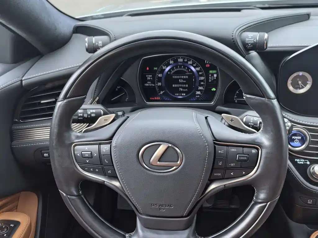 Lexus LS 2021 — фото 14