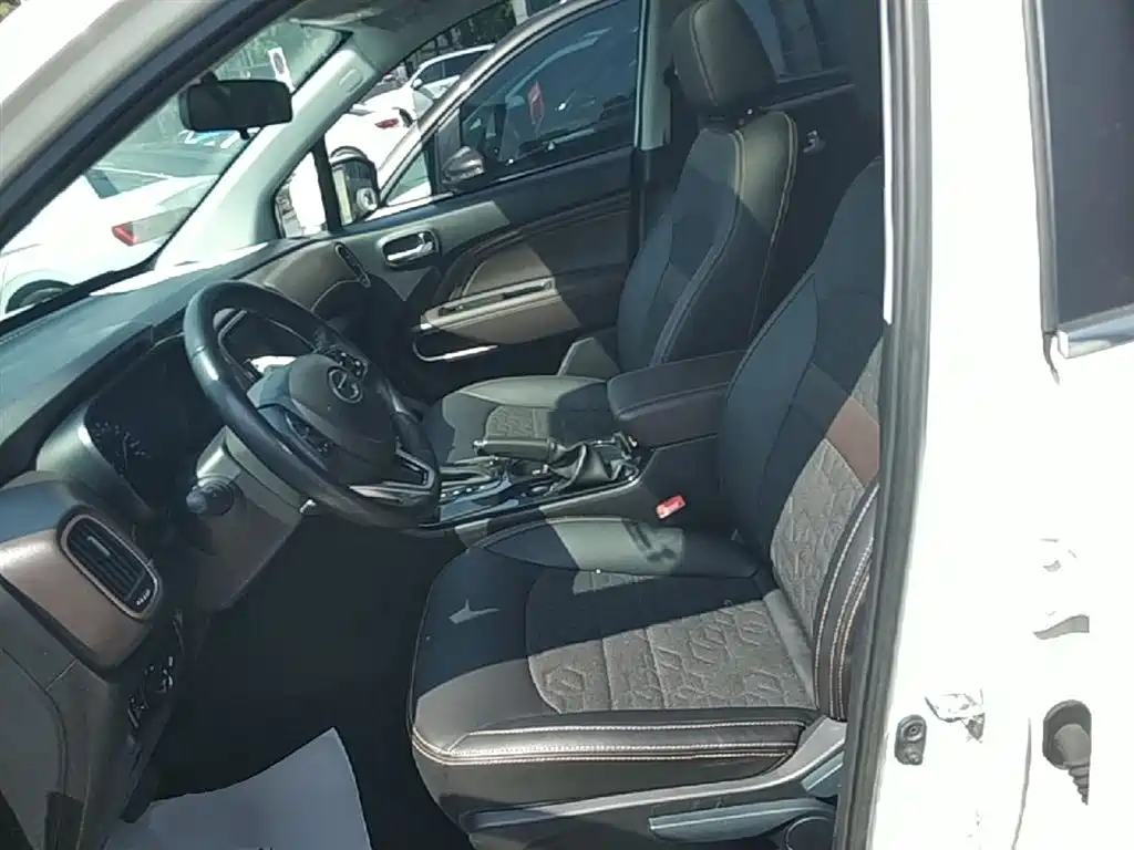 GAC Motor Trumpchi GS3 2019 — фото 15