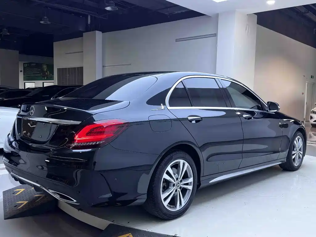 Mercedes-Benz C-Class 2020 — фото 5