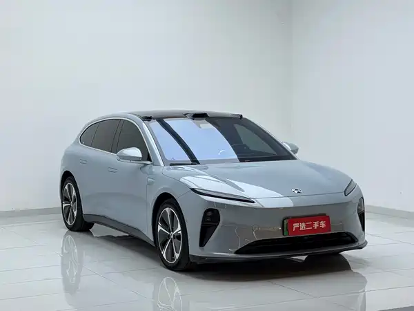 NIO ET5T 2024