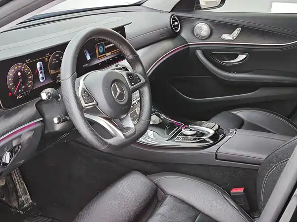 Mercedes-Benz E-Class 2016
