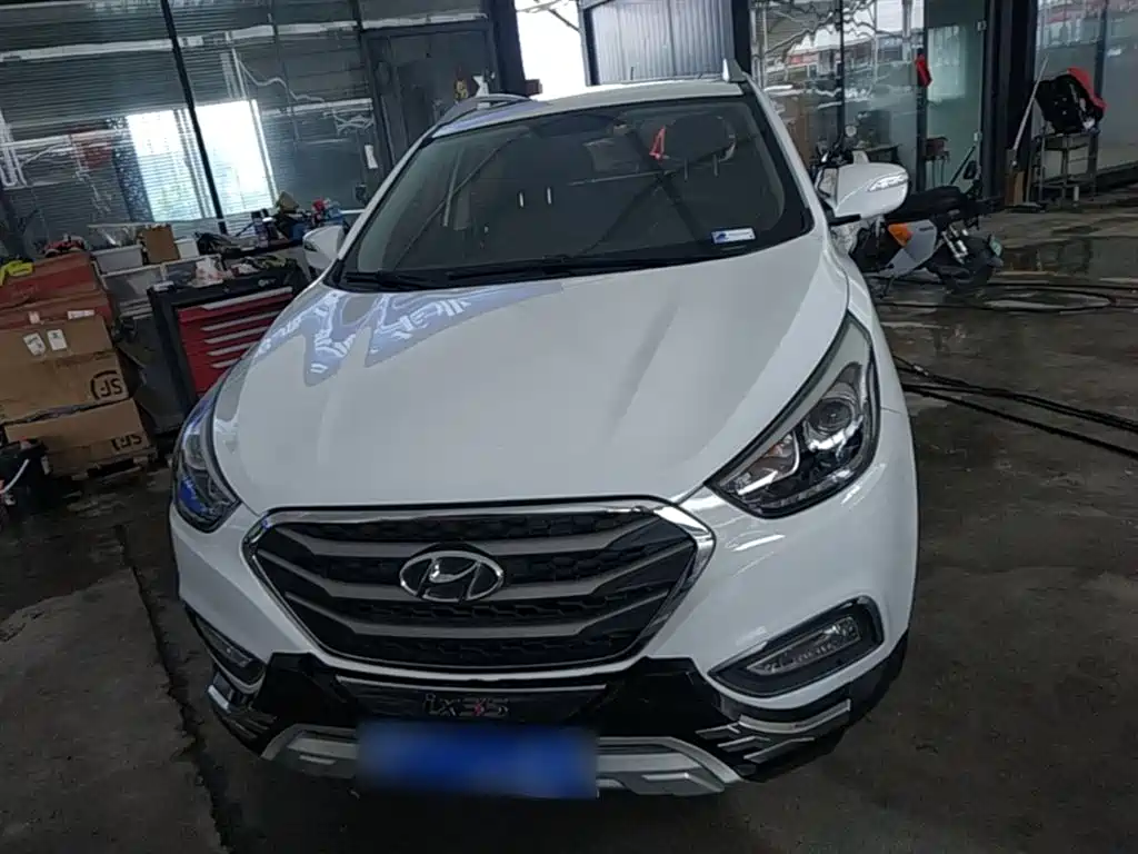 Hyundai ix35 2015 — фото 3