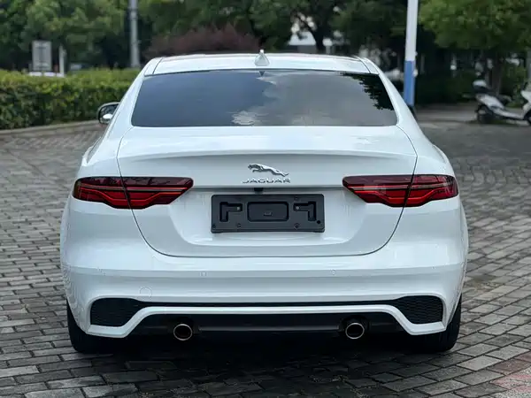 Jaguar XEL 2021