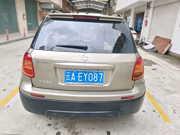 Suzuki Karma 2012