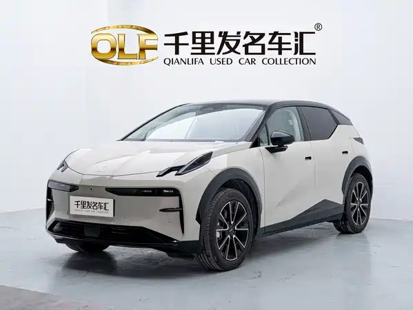 Zeekr X 2024