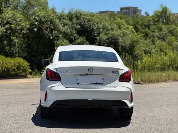 MG5 2022