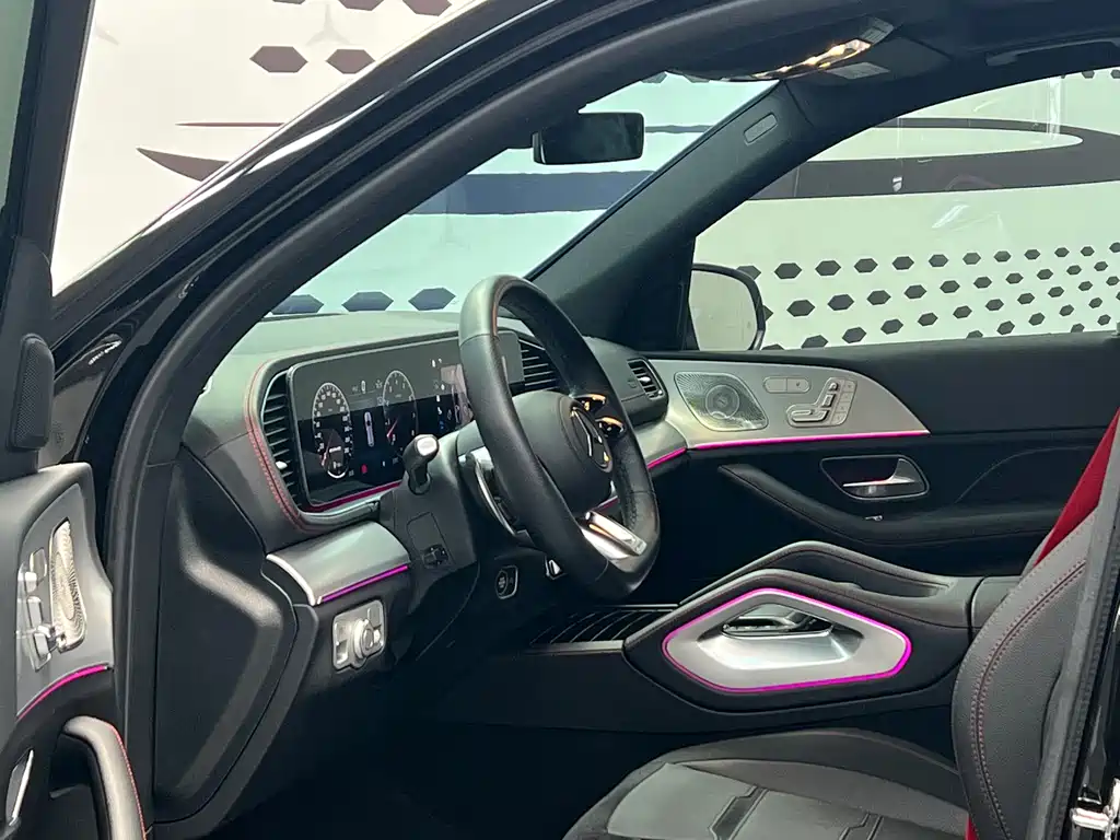 Mercedes-Benz GLE AMG 2025 — фото 9