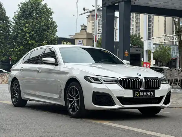 BMW 5 Series 2021