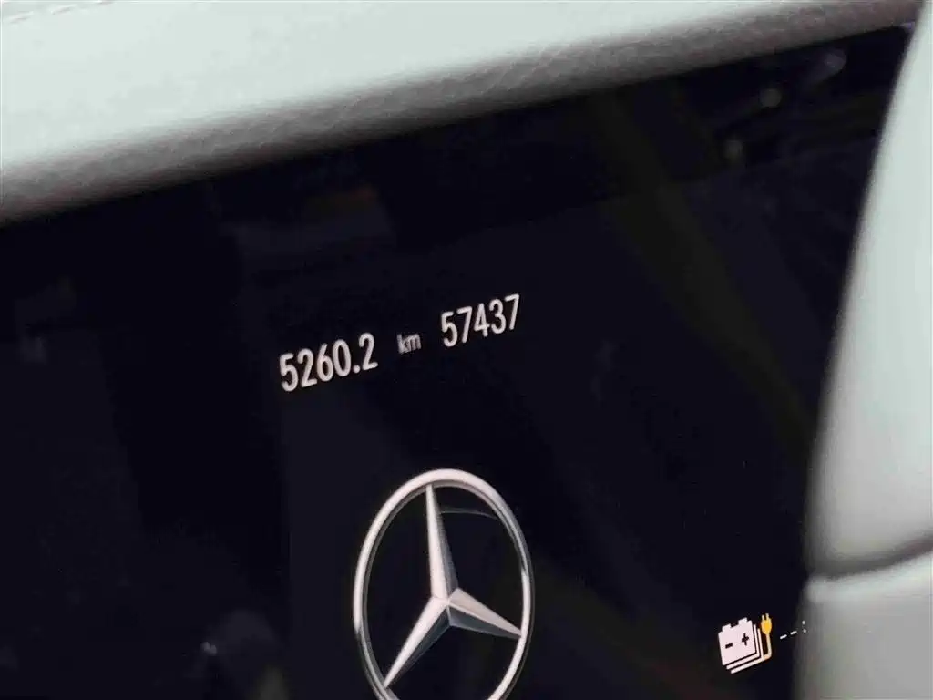 Mercedes-Benz E-Class New Energy 2022 — фото 13