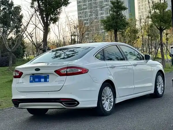 Ford Mondeo 2016