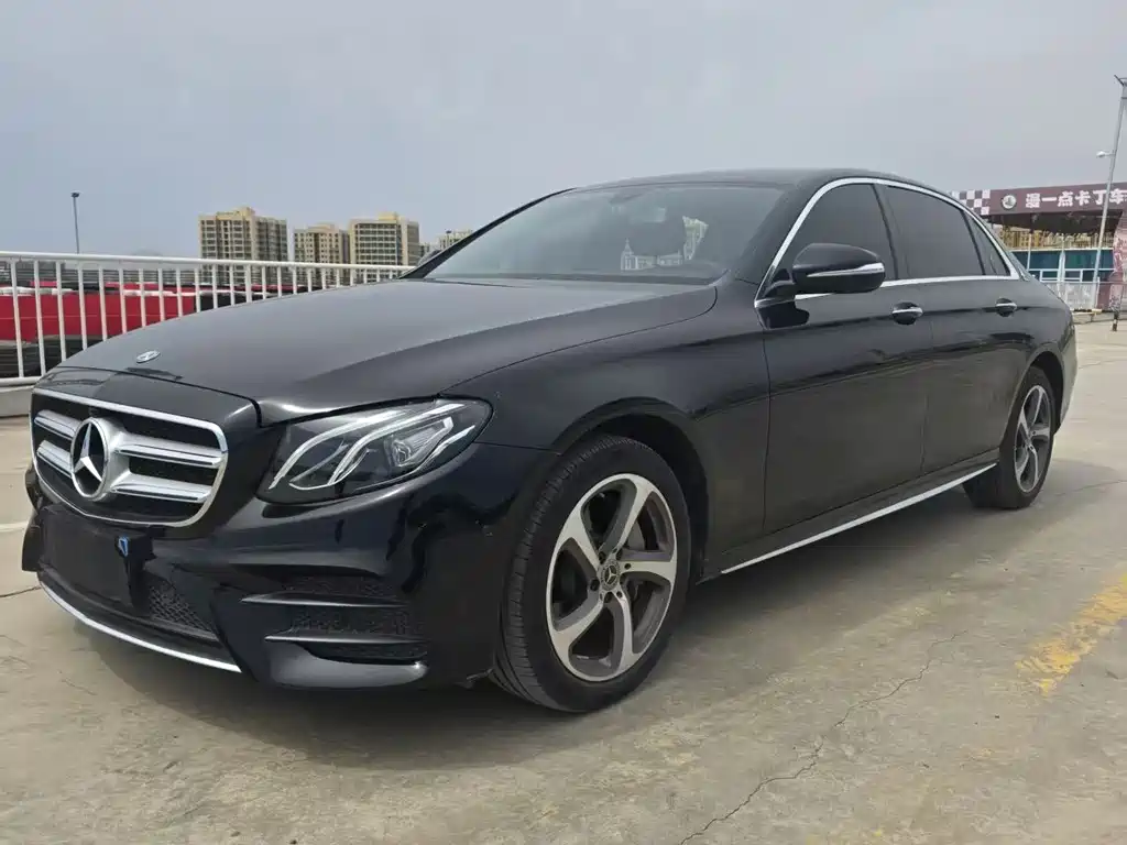 Mercedes-Benz E-Class 2019 — фото 1