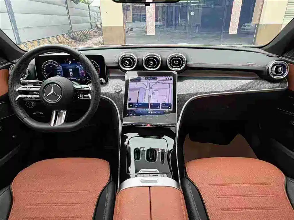 Mercedes-Benz C-Class 2023 — фото 5