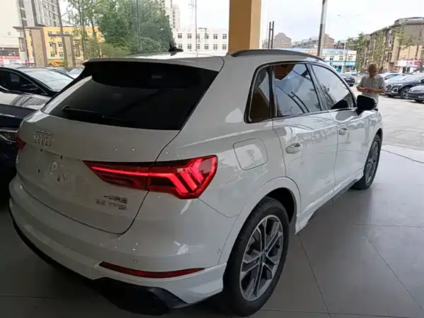 Audi Q3 2023