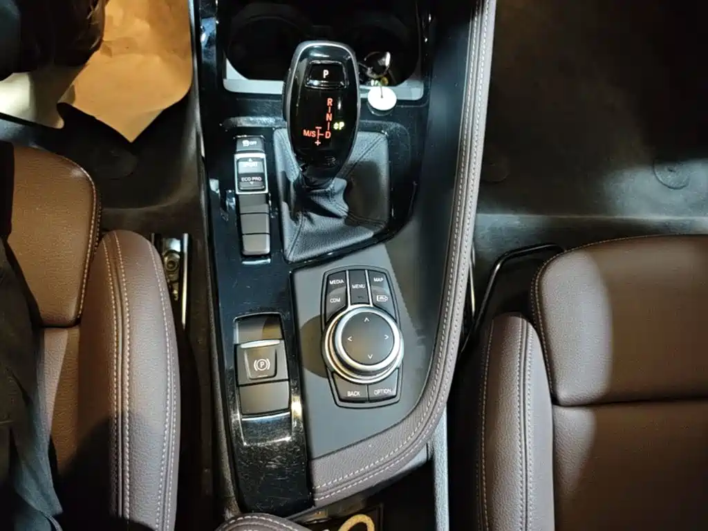 BMW X2 2021 — фото 14