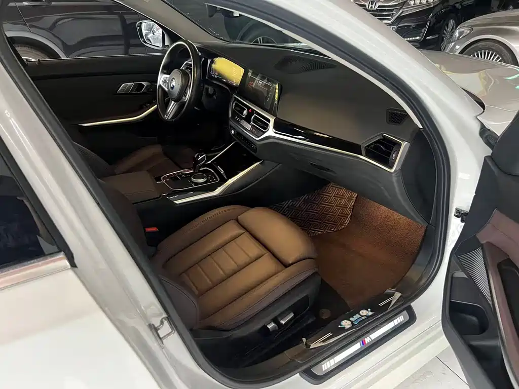 BMW 3 Series 2021