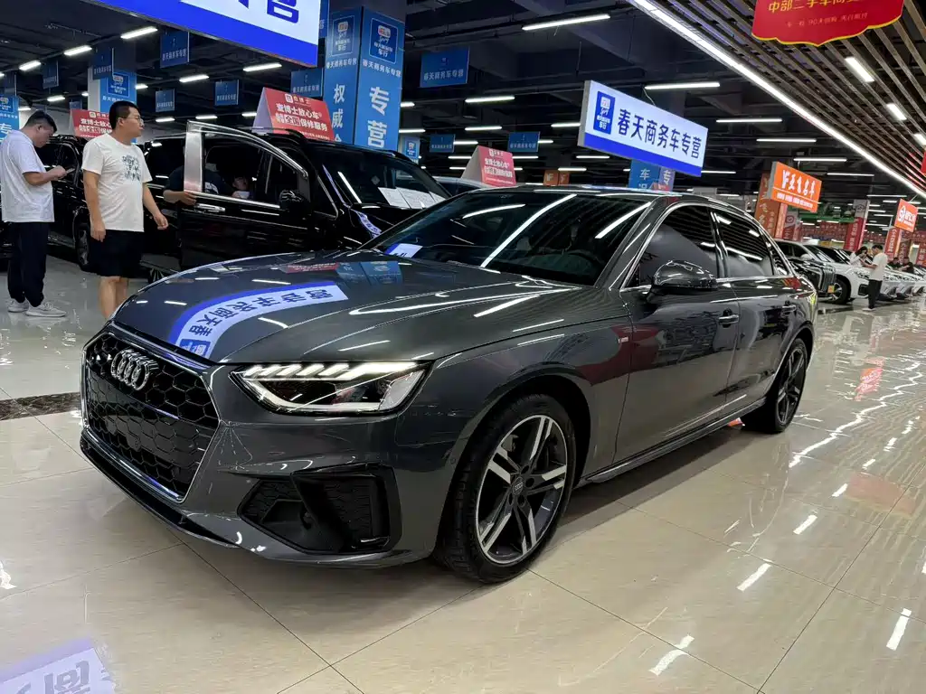 Audi A4L 2021 — фото 17