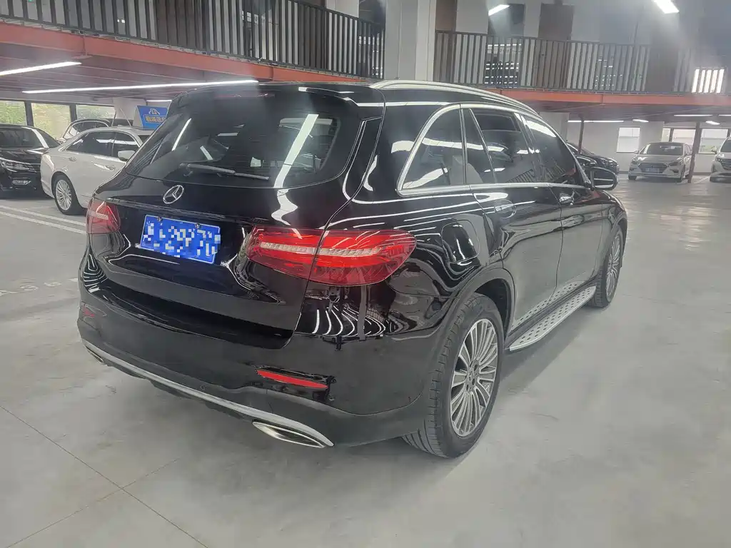 Mercedes-Benz GLC 2017 — фото 11