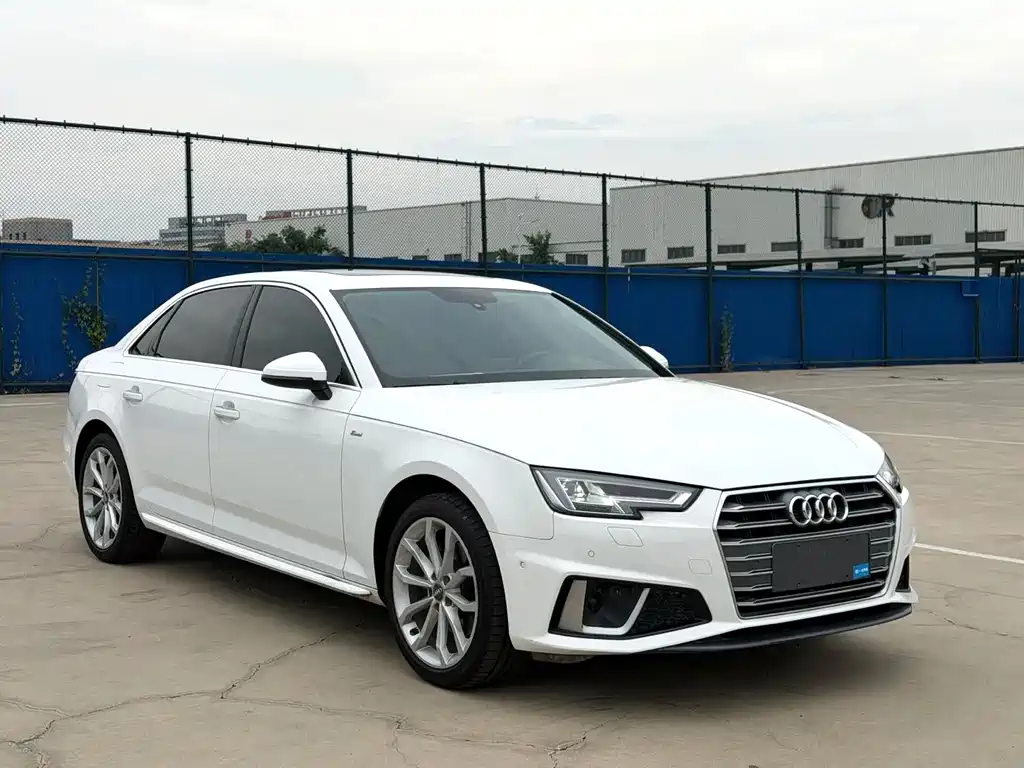 Audi A4L 2019 — фото 3