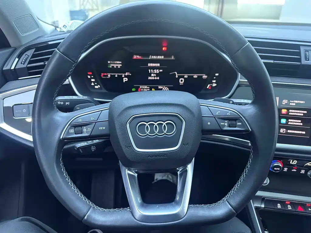 Audi Q3 2022 — фото 12