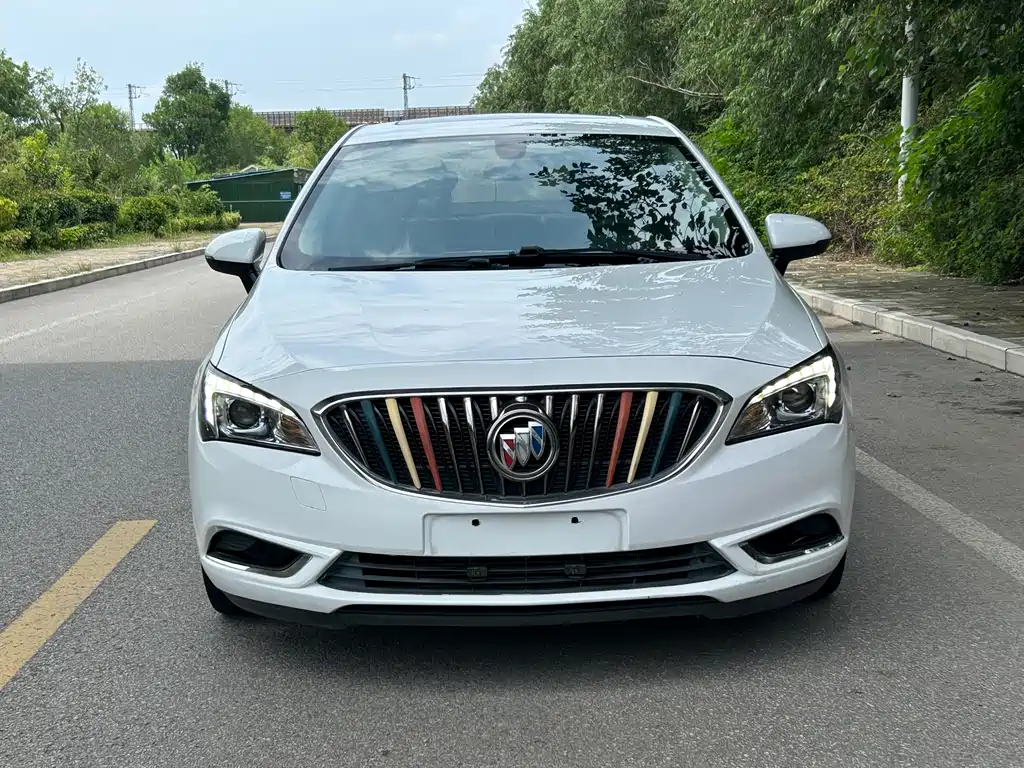 Buick Verano 2017 — фото 11