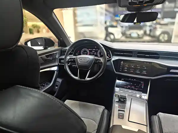 Audi A6L 2020