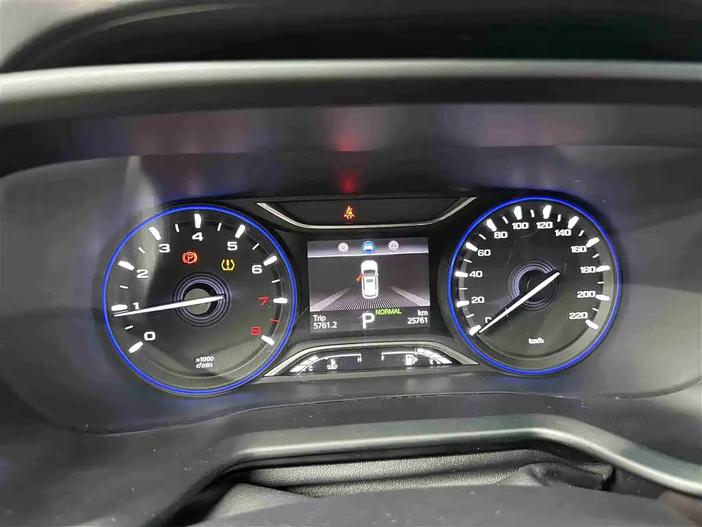 GAC Motor Trumpchi GS3 2020 — фото 9