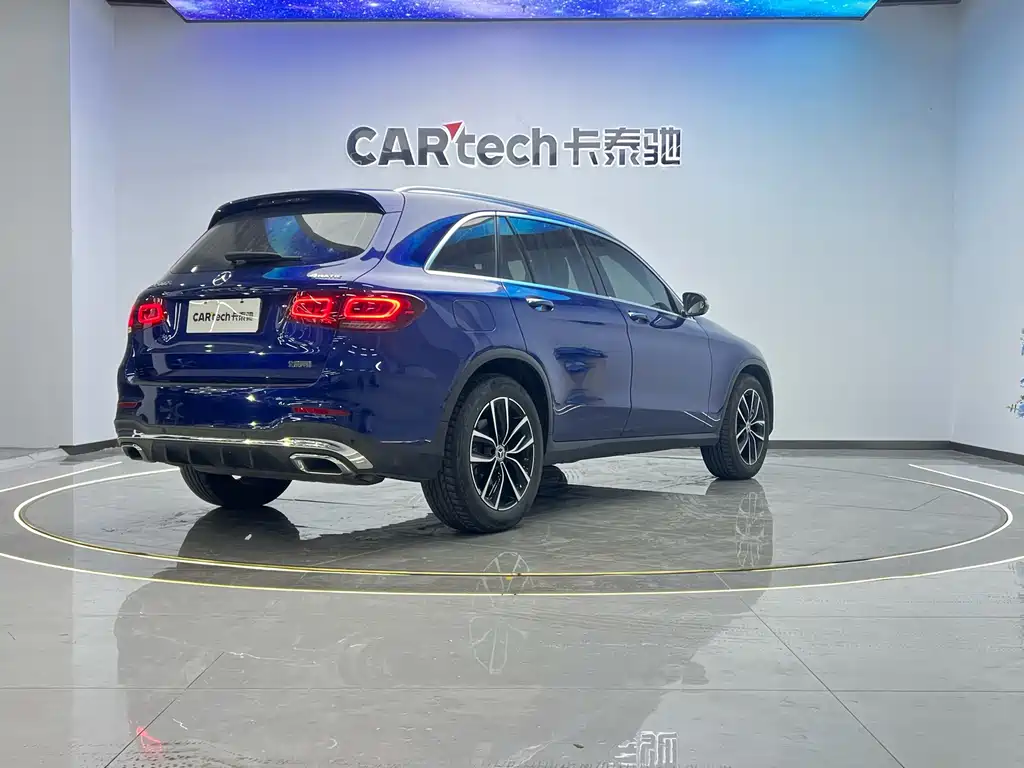 Mercedes-Benz GLC 2020 — фото 27