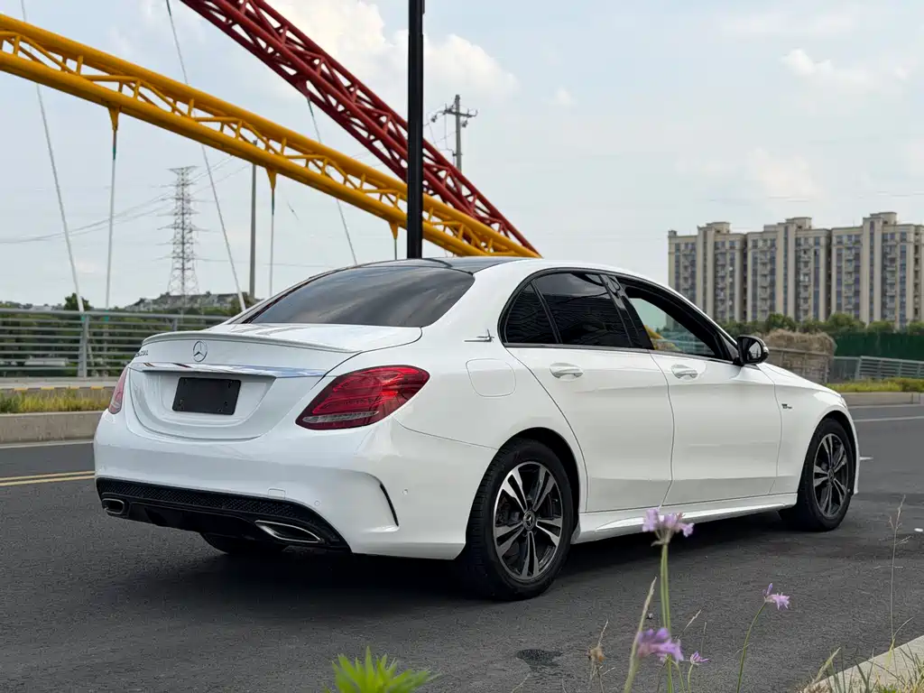 Mercedes-Benz C-Class 2017 — фото 10