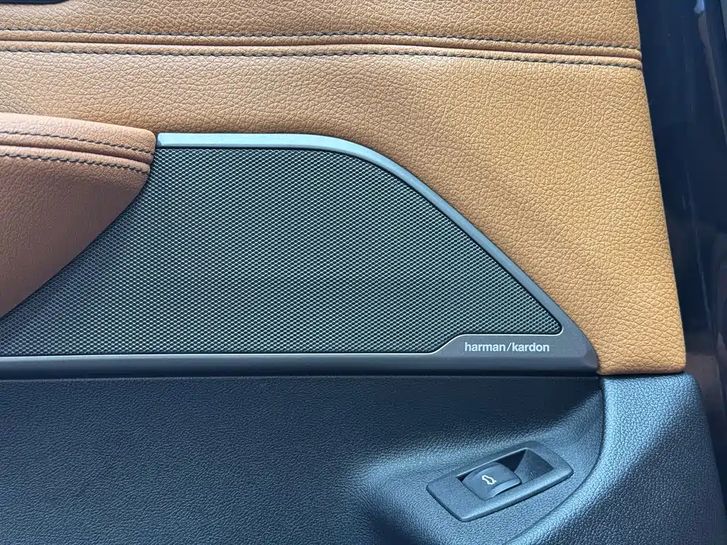 BMW 6 Series GT 2024 — фото 12