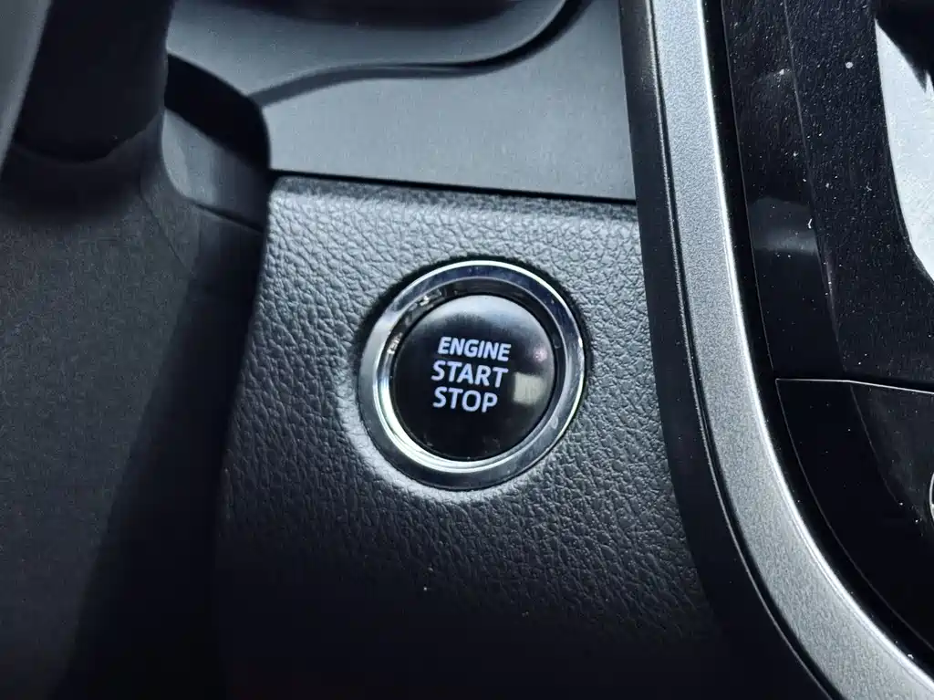 Toyota Camry 2022 — фото 13