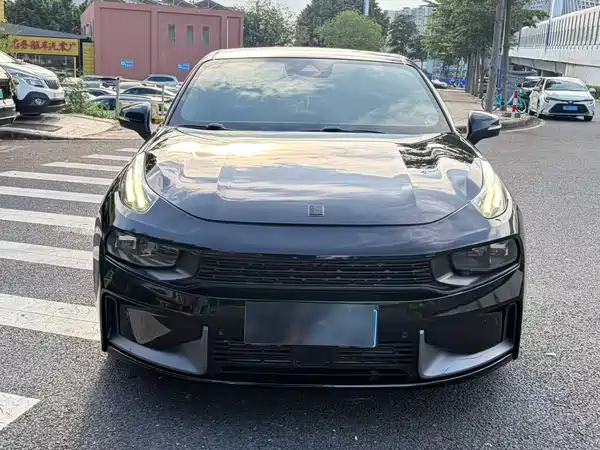 Lynk & Co 03 2019