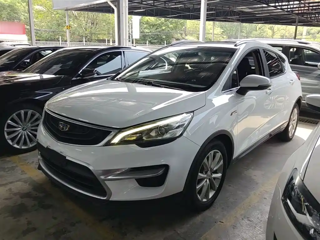 Geely Emgrand GS 2017 — фото 1