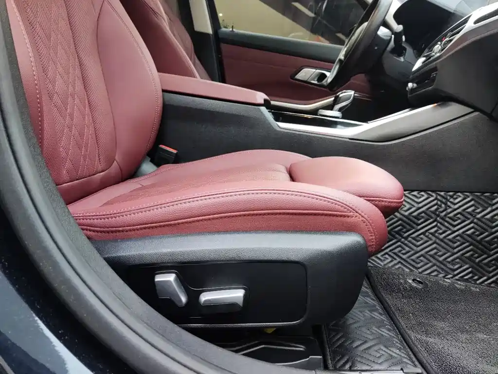 BMW 3 Series 2022