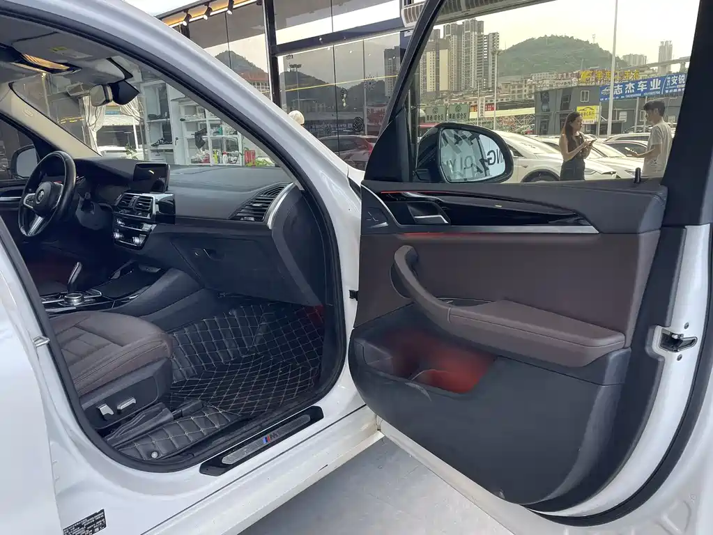 BMW X3 2020 — фото 14
