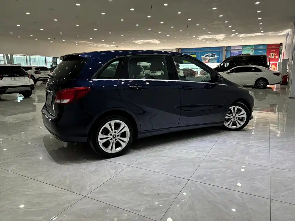 Mercedes-Benz B-Class 2018 — фото 2