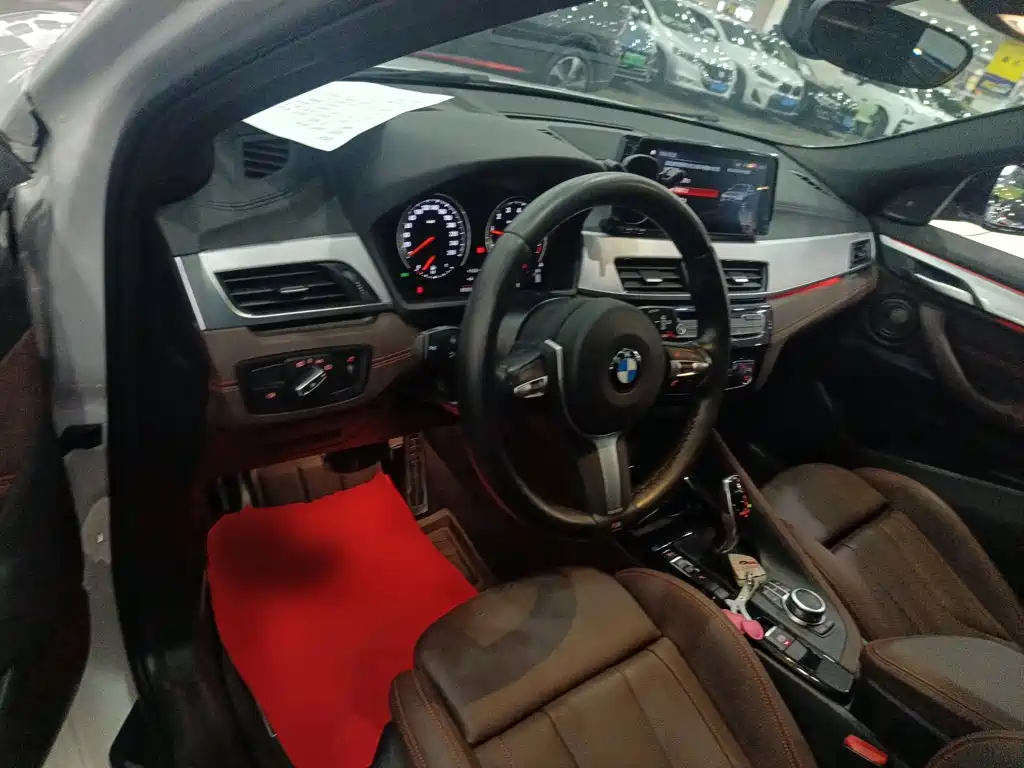 BMW X2 2021 — фото 12