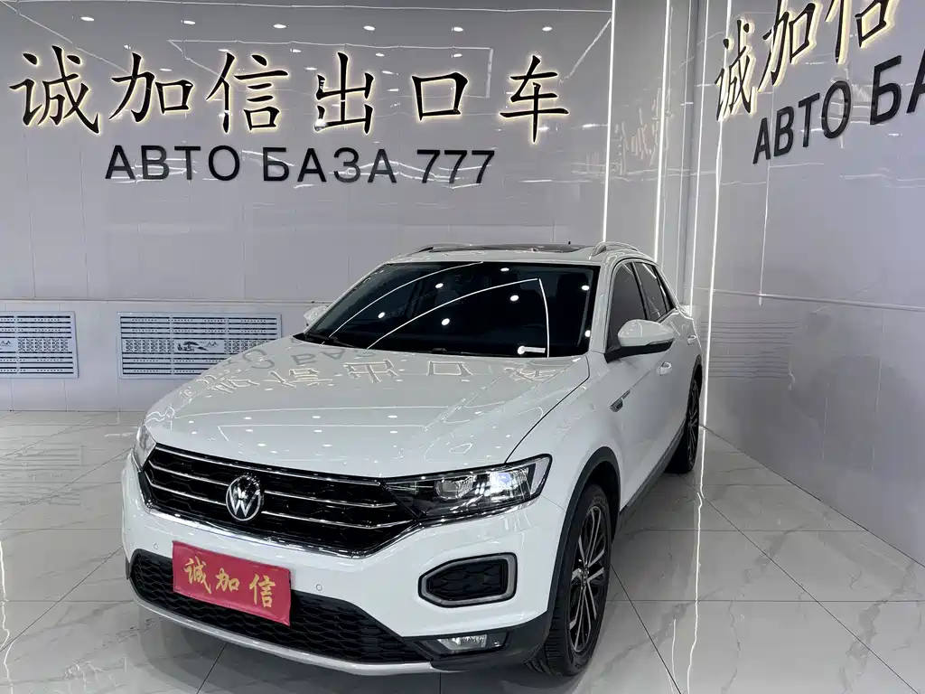 Volkswagen T-Roc 2023 — фото 1