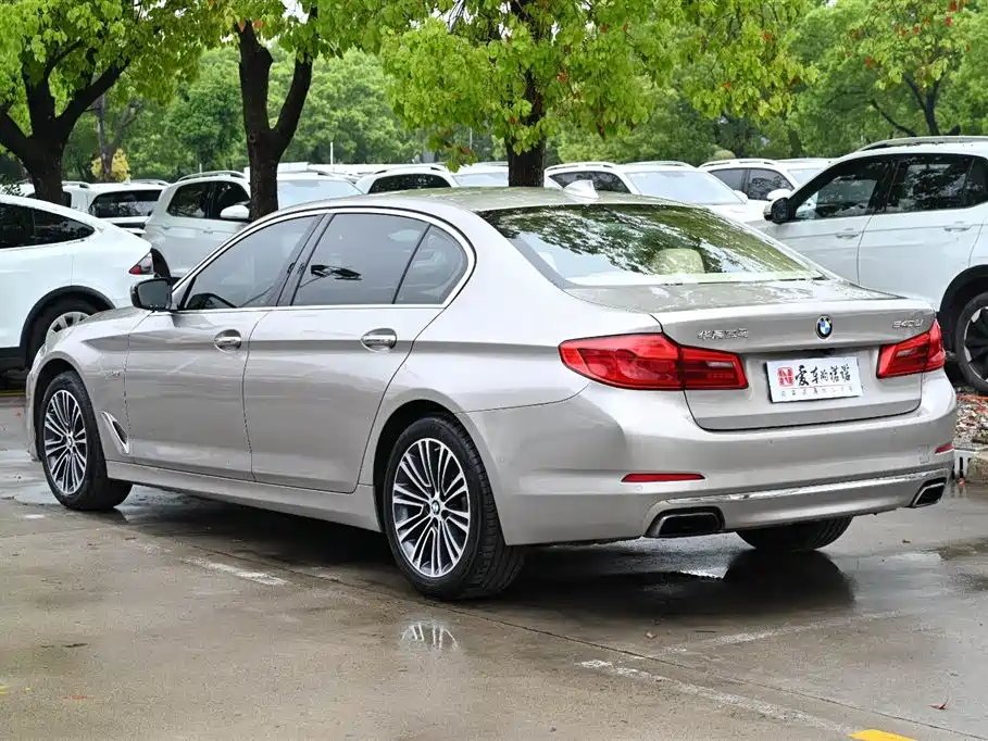 BMW 5 Series 2018 — фото 4