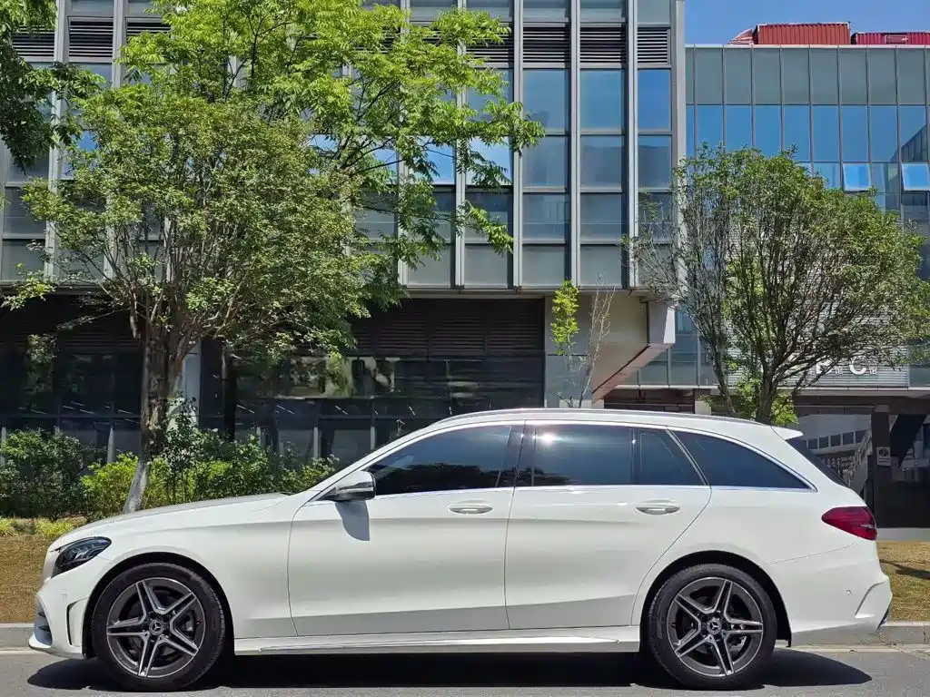 Mercedes-Benz C-Class 2020 — фото 2