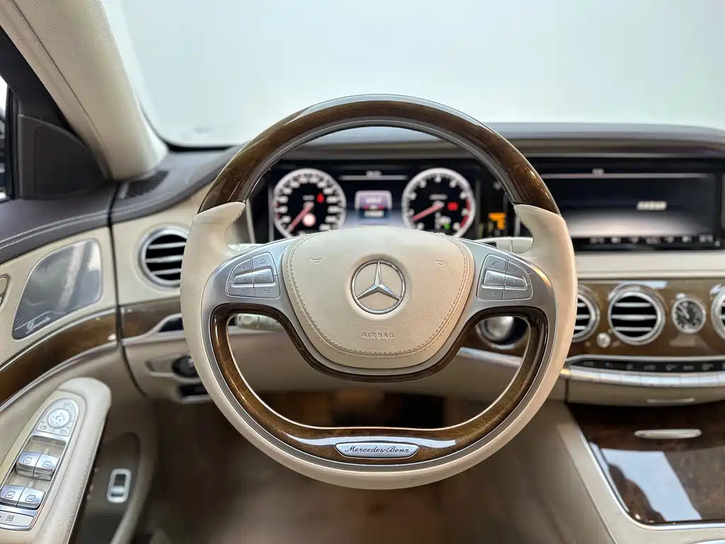 Mercedes-Benz S-Class 2015 — фото 21