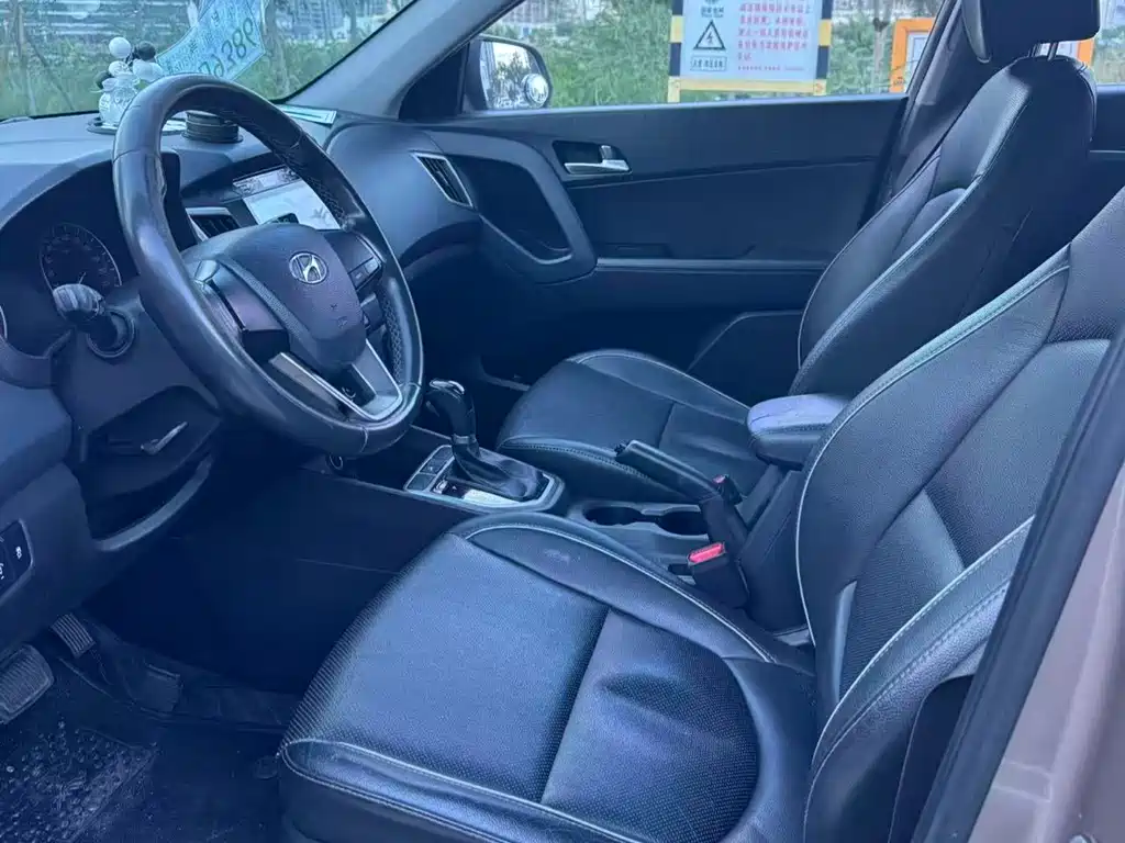 Hyundai ix25 2016
