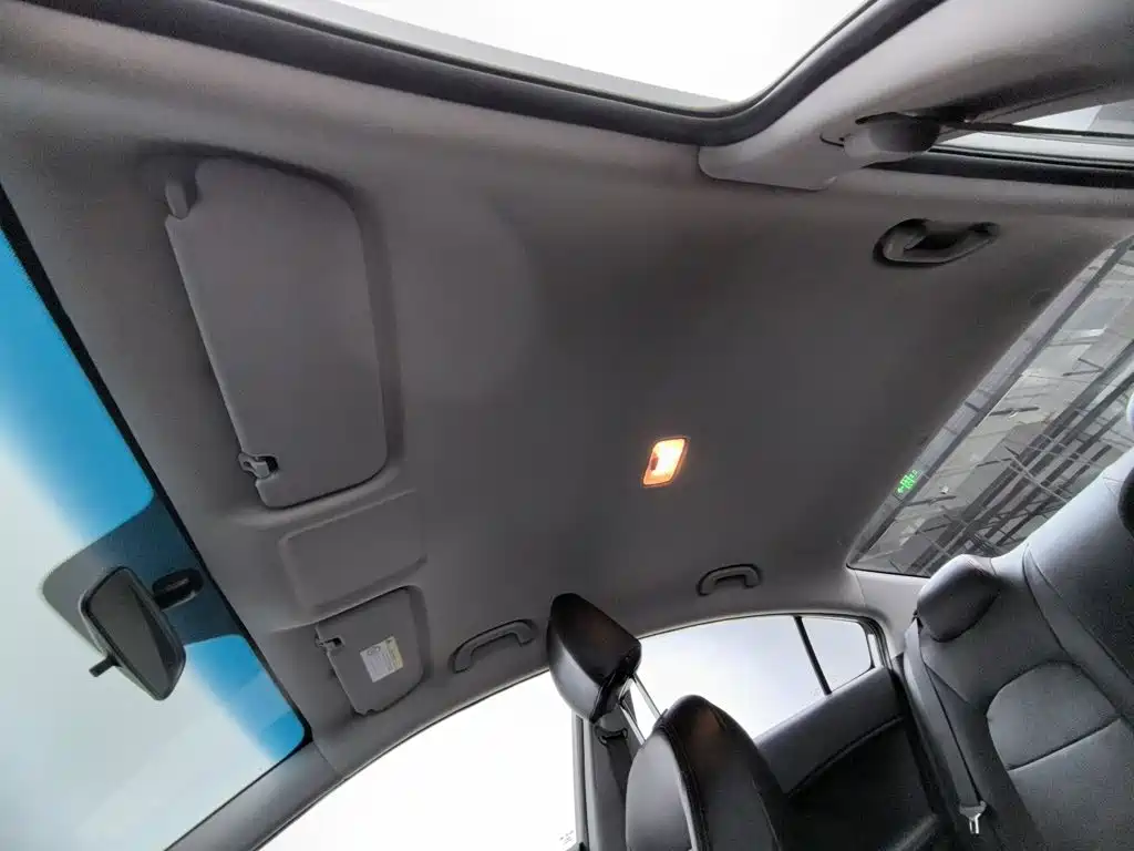 Kia K3 2015 — фото 14