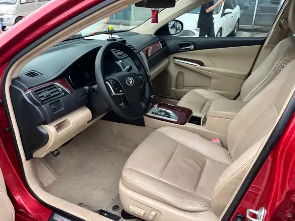 Toyota Camry 2013