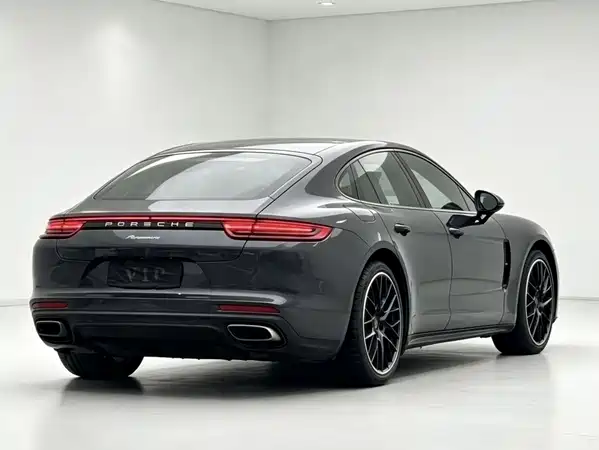 Porsche Panamera 2020