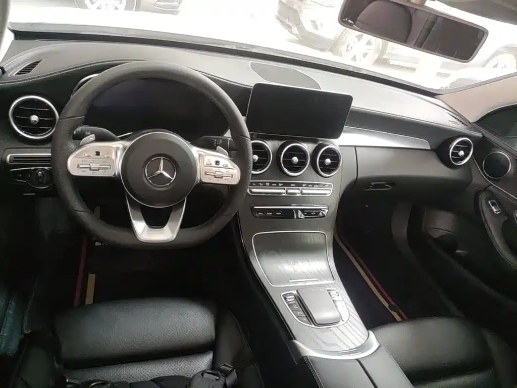 Mercedes-Benz C-Class 2020 — фото 10