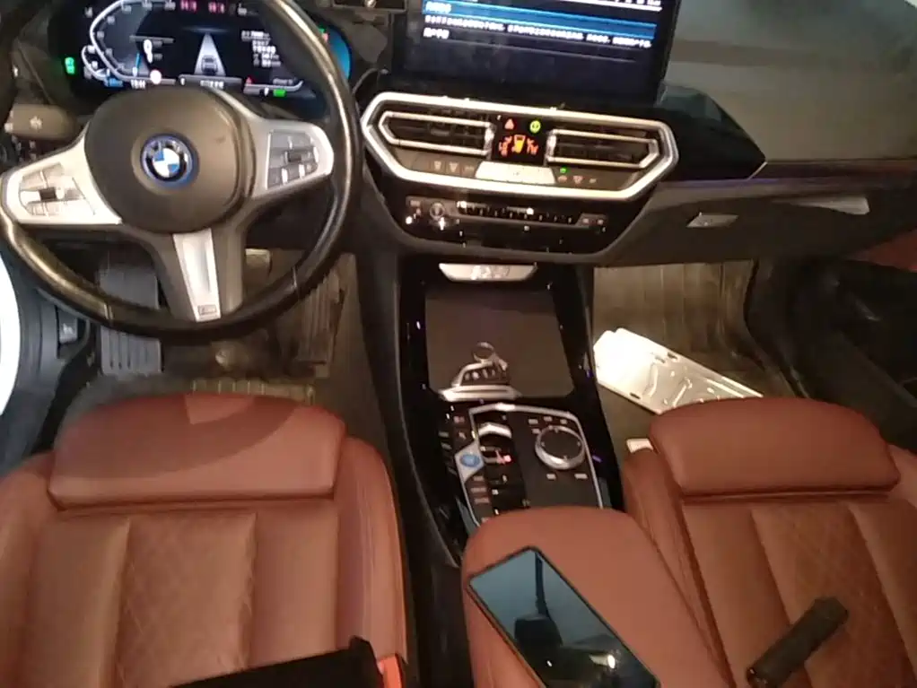 BMW iX3 2024 — фото 14