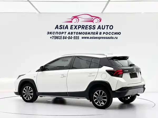 Toyota Yaris L 2022