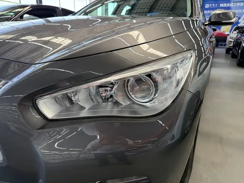 Infiniti Q50L 2017 — фото 15