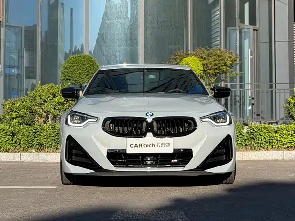 BMW M240i 2026
