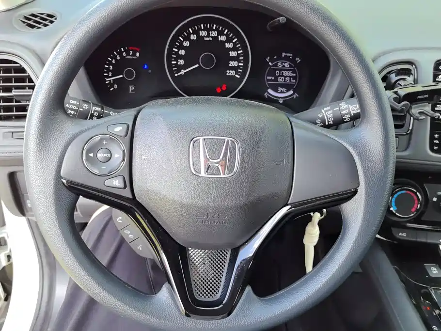 Honda Vezel 2020 — фото 15